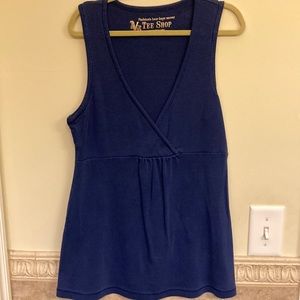 Tee Shoppe Blue Top, Small.